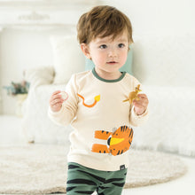 Load image into Gallery viewer, Tiger Loungewear / Pyjamas Set